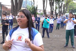 Educação orienta sobre as cores de uniforme nas escolas municipais