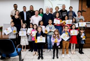 Alunos de Rio Claro são premiados em concurso de desenho sobre trânsito