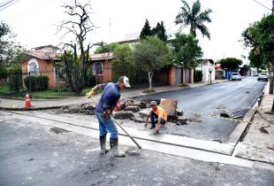 Prefeitura suaviza valetas em vários pontos do Cidade Jardim