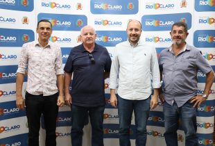 Empresas investem R$ 2 milhões e recebem incentivos da prefeitura
