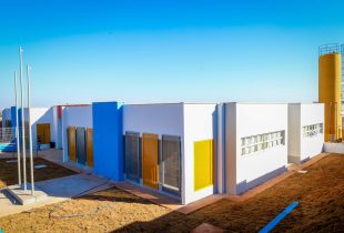 Prefeitura inaugura 8ª escola em menos de 4 anos