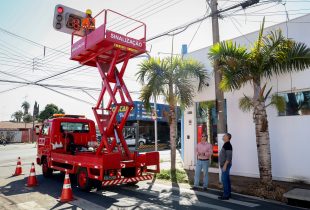 Alteração no trânsito libera passagem na Rua 3 com a Av. Visconde