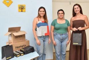 Município entrega mais 113 aparelhos auditivos