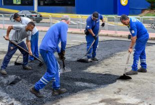 Prefeitura faz recapeamento na Visconde após desobstruir galeria