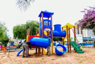 Praça Dalva é revitalizada e ganha novo playground