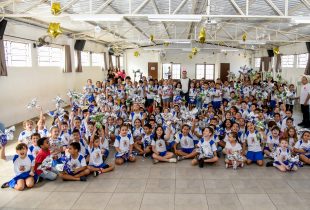 Fundo Social e Educação entregam mais de 30.000 ovos de Páscoa