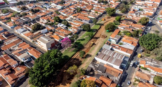 Prefeitura começa a abrir primeiro trecho da Avenida Integração