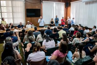 Feirantes são recebidos na prefeitura para reorganização das feiras livres
